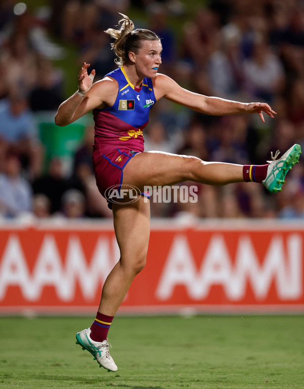 AFLW 2024 Second Preliminary Final - Brisbane v Adelaide - A-55765540