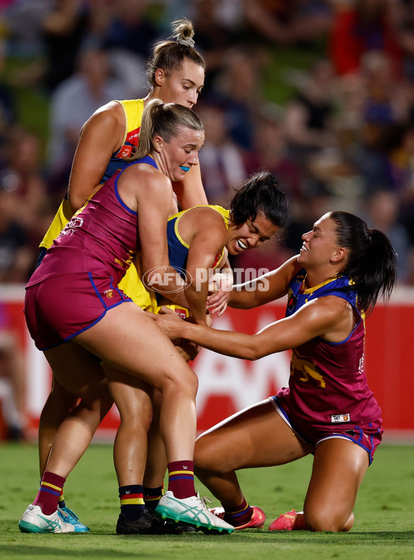 AFLW 2024 Second Preliminary Final - Brisbane v Adelaide - A-55765546