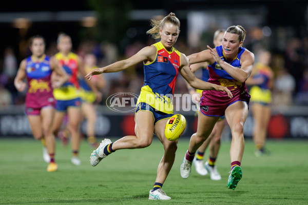 AFLW 2024 Second Preliminary Final - Brisbane v Adelaide - A-55765596