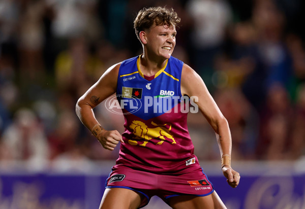 AFLW 2024 Second Preliminary Final - Brisbane v Adelaide - A-55765601