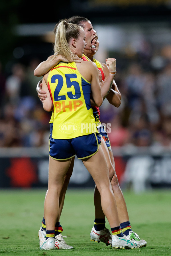 AFLW 2024 Second Preliminary Final - Brisbane v Adelaide - A-55765612