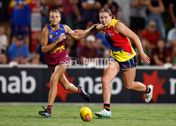 AFLW 2024 Second Preliminary Final - Brisbane v Adelaide - A-55765620