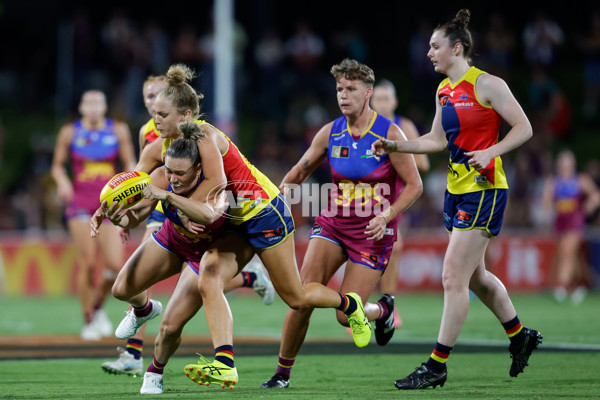 AFLW 2024 Second Preliminary Final - Brisbane v Adelaide - A-55765879