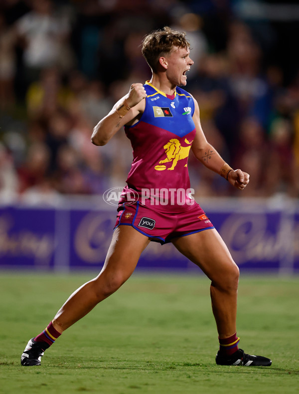 AFLW 2024 Second Preliminary Final - Brisbane v Adelaide - A-55765909