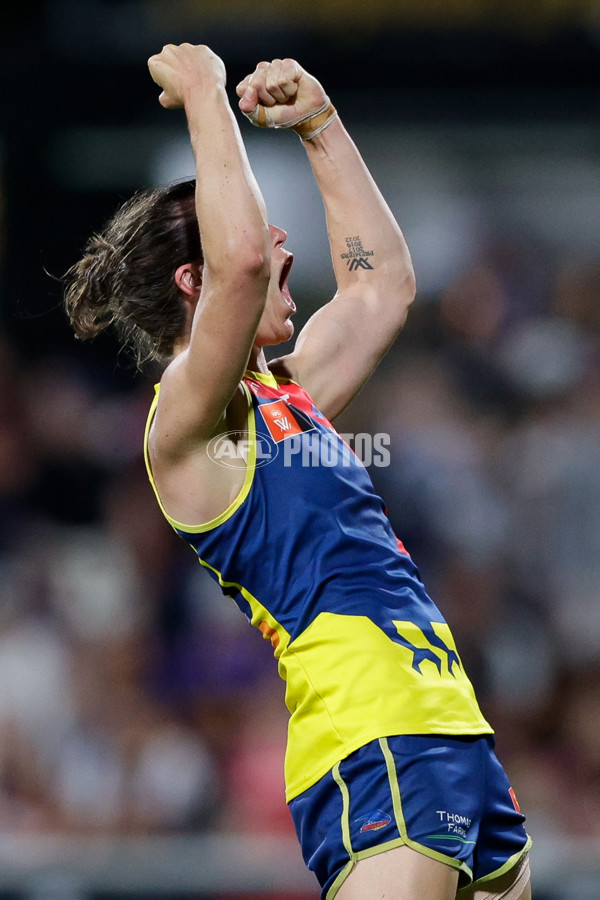 AFLW 2024 Second Preliminary Final - Brisbane v Adelaide - A-55765925