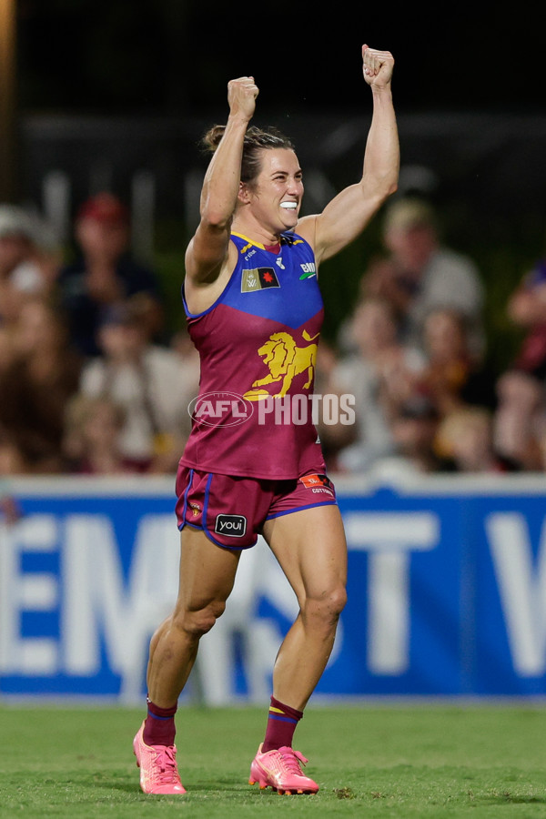 AFLW 2024 Second Preliminary Final - Brisbane v Adelaide - A-55768047