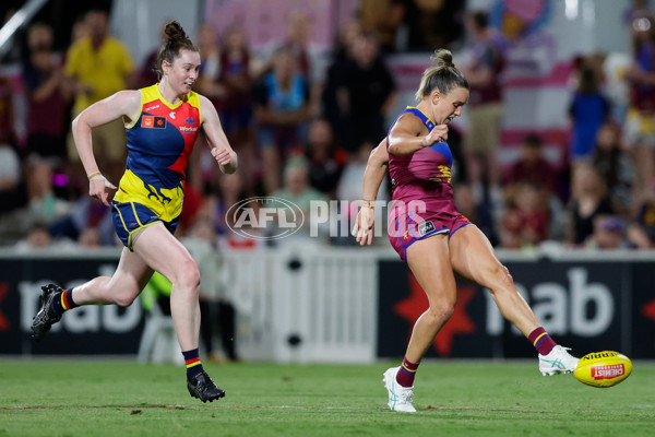 AFLW 2024 Second Preliminary Final - Brisbane v Adelaide - A-55768058