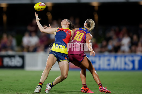 AFLW 2024 Second Preliminary Final - Brisbane v Adelaide - A-55768280