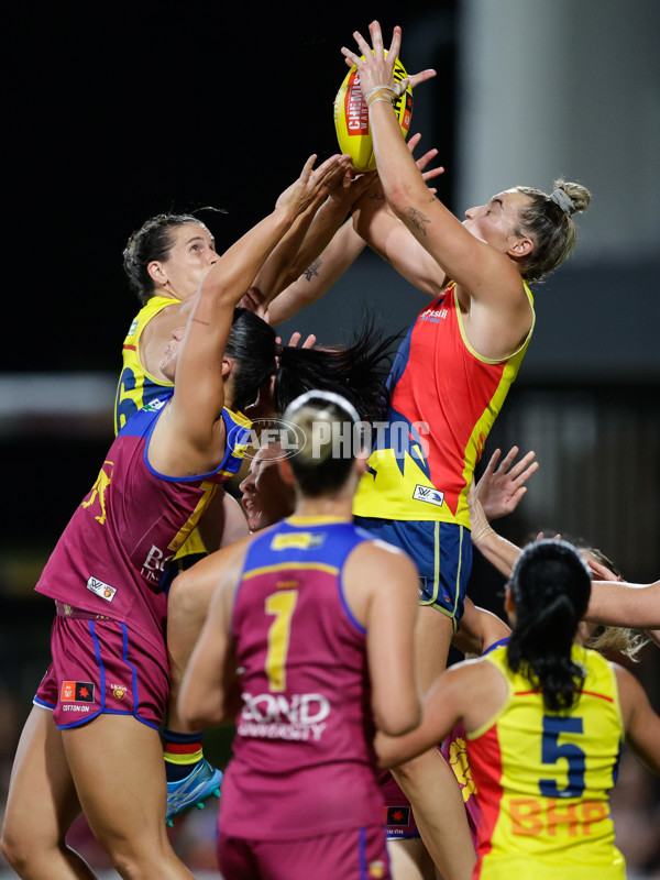 AFLW 2024 Second Preliminary Final - Brisbane v Adelaide - A-55768281
