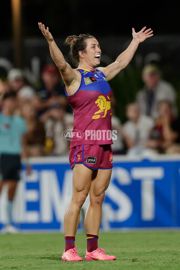 AFLW 2024 Second Preliminary Final - Brisbane v Adelaide - A-55768327