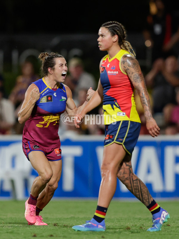AFLW 2024 Second Preliminary Final - Brisbane v Adelaide - A-55768332
