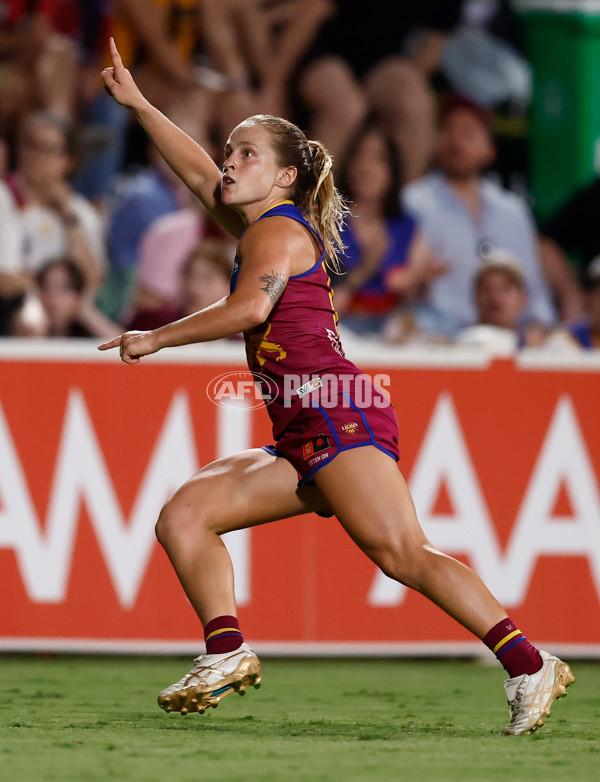 AFLW 2024 Second Preliminary Final - Brisbane v Adelaide - A-55768346