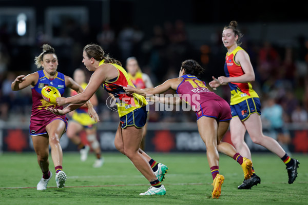 AFLW 2024 Second Preliminary Final - Brisbane v Adelaide - A-55768348