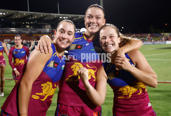 AFLW 2024 Second Preliminary Final - Brisbane v Adelaide - A-55770352