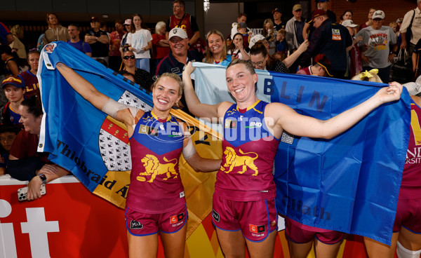 AFLW 2024 Second Preliminary Final - Brisbane v Adelaide - A-55770709