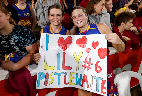 AFLW 2024 Second Preliminary Final - Brisbane v Adelaide - A-55770720