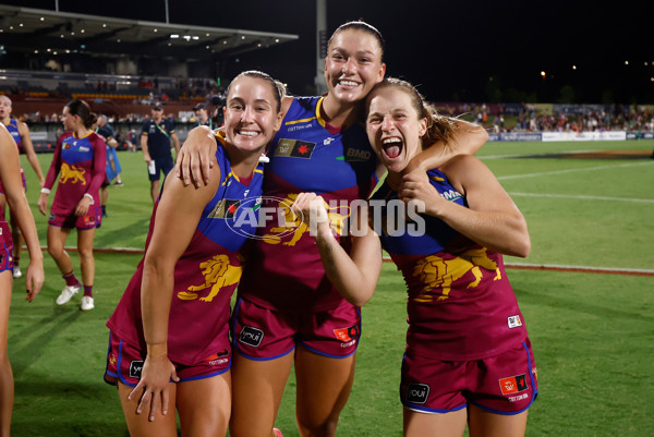 AFLW 2024 Second Preliminary Final - Brisbane v Adelaide - A-55770725