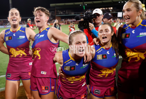 AFLW 2024 Second Preliminary Final - Brisbane v Adelaide - A-55770743