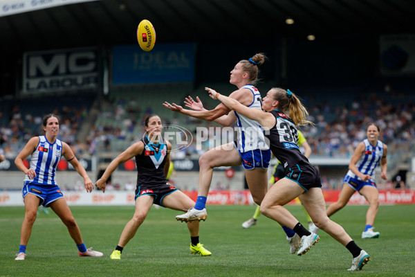 AFLW 2024 First Preliminary Final - North Melbourne v Port Adelaide - A-55774350