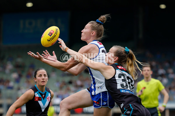 AFLW 2024 First Preliminary Final - North Melbourne v Port Adelaide - A-55774351