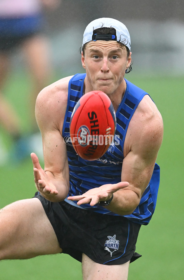 AFL 2024 Training - North Melbourne 251124 - A-55776895