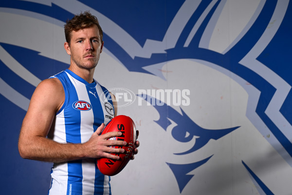 AFL 2024 Training - North Melbourne 251124 - A-55777858