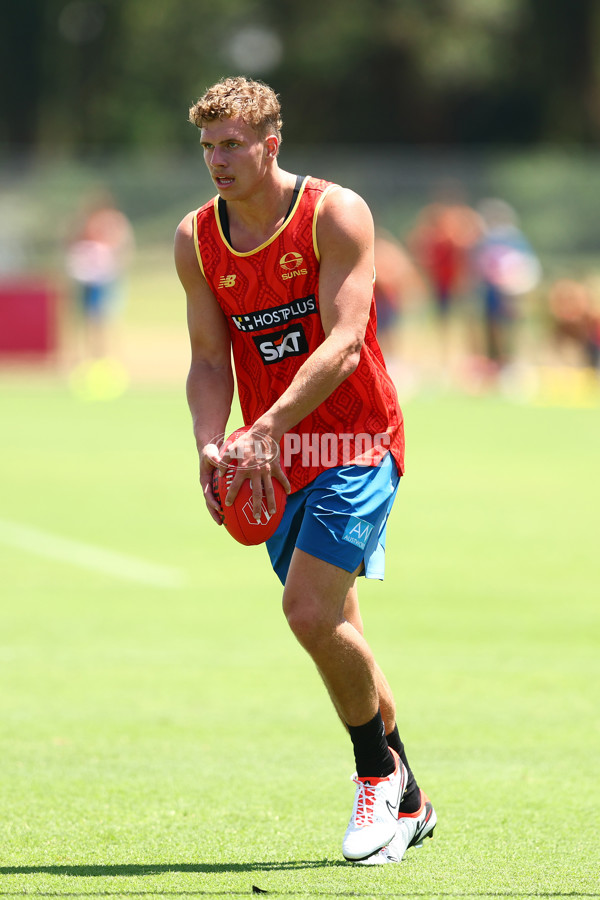 AFL 2024 Training - Gold Coast 251124 - A-55777942