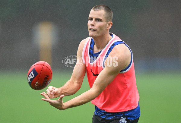 AFL 2024 Training - North Melbourne 251124 - A-55779838