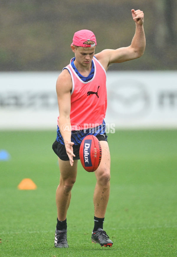 AFL 2024 Training - North Melbourne 251124 - A-55780693