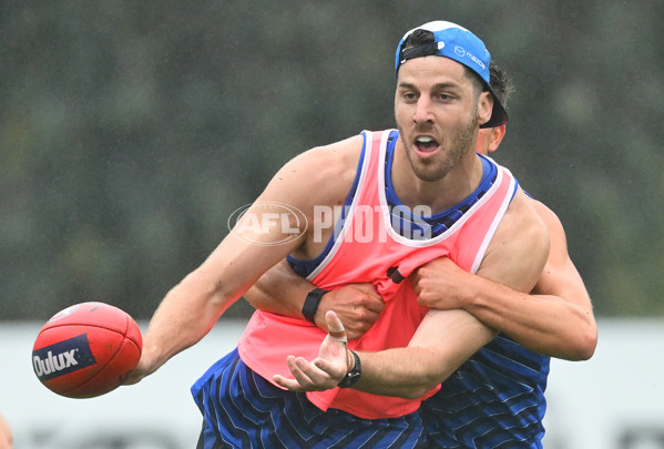 AFL 2024 Training - North Melbourne 251124 - A-55780697