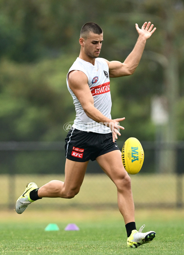 AFL 2024 Training - Collingwood 261124 - A-55797985