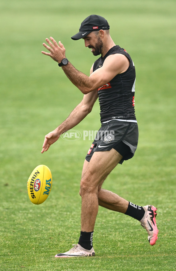 AFL 2024 Training - Collingwood 261124 - A-55801065