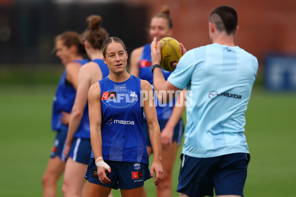 AFL 2024 Training - North Melbourne 271124 - A-55803587