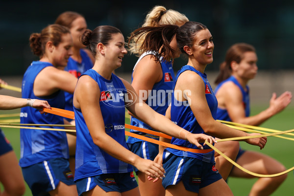 AFL 2024 Training - North Melbourne 271124 - A-55803593