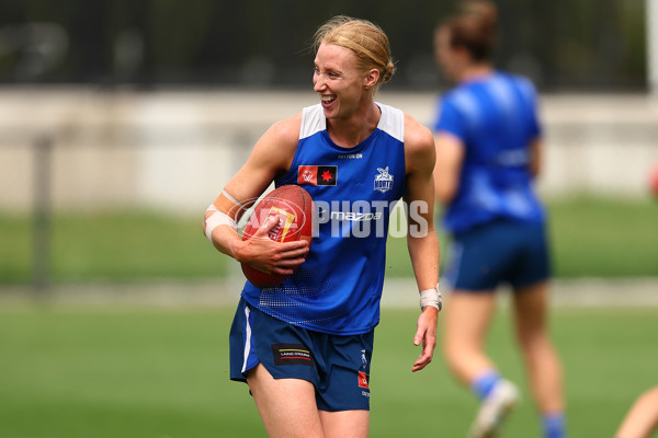 AFL 2024 Training - North Melbourne 271124 - A-55803601