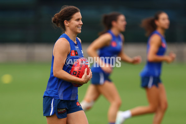 AFL 2024 Training - North Melbourne 271124 - A-55803782