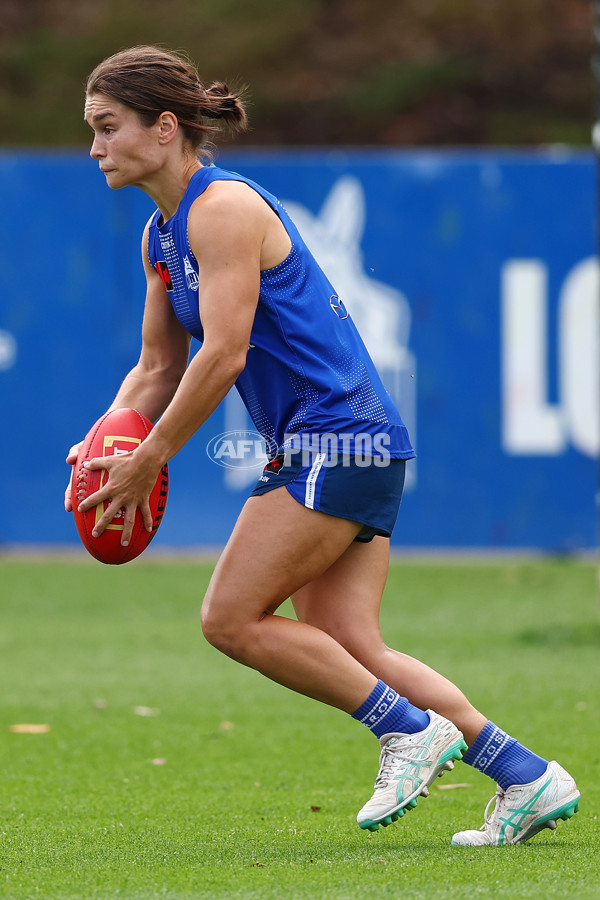 AFL 2024 Training - North Melbourne 271124 - A-55803811