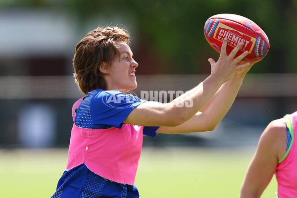 AFL 2024 Training - North Melbourne 271124 - A-55805839