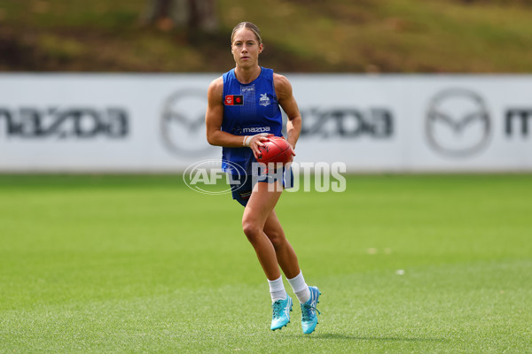 AFL 2024 Training - North Melbourne 271124 - A-55805885