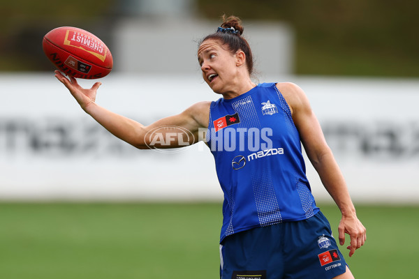 AFL 2024 Training - North Melbourne 271124 - A-55806550