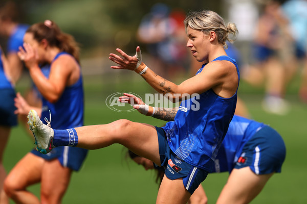 AFL 2024 Training - North Melbourne 271124 - A-55806563