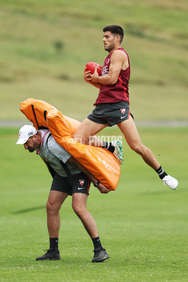 AFL 2024 Training - Sydney 291124 - A-56008402