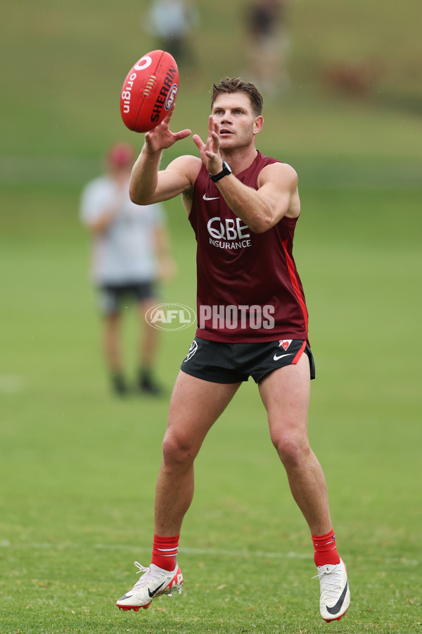 AFL 2024 Training - Sydney 291124 - A-56008478