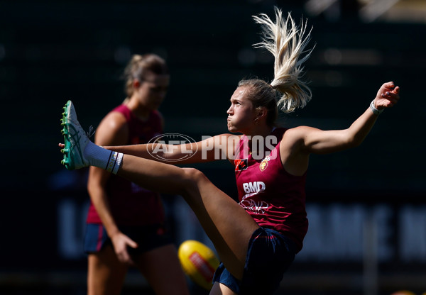 AFLW 2024 Training - Brisbane 291124 - A-56013317