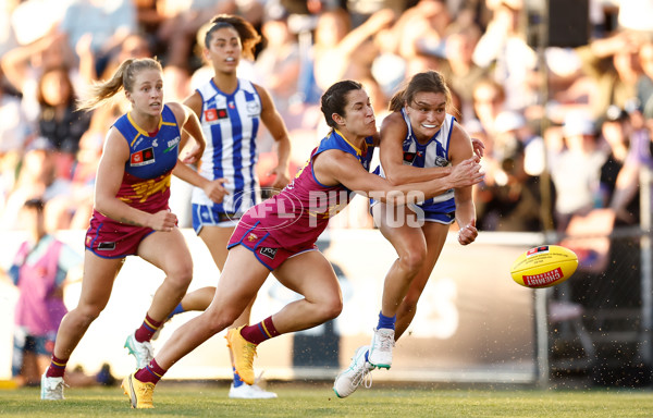 AFLW 2024 Grand Final - North Melbourne v Brisbane - A-56020638