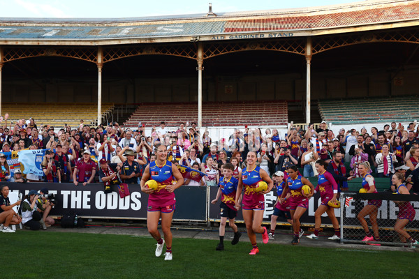 AFLW 2024 Grand Final - North Melbourne v Brisbane - A-56023146