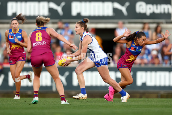 AFLW 2024 Grand Final - North Melbourne v Brisbane - A-56023164