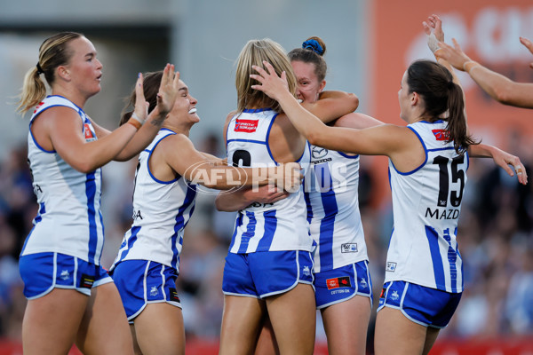 AFLW 2024 Grand Final - North Melbourne v Brisbane - A-56024851