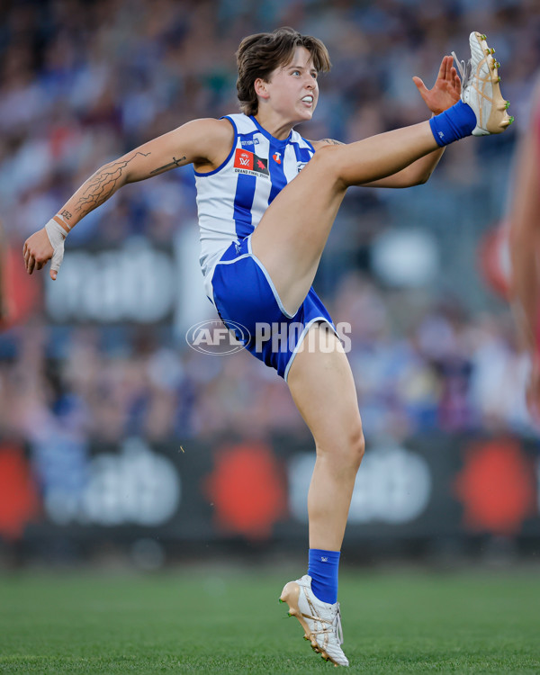 AFLW 2024 Grand Final - North Melbourne v Brisbane - A-56025722