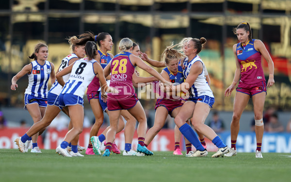 AFLW 2024 Grand Final - North Melbourne v Brisbane - A-56028067